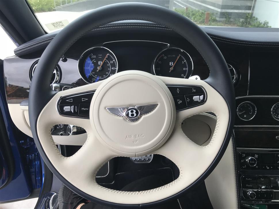 Bentley Mulsanne lease transfer cars Agoura Hills  CA