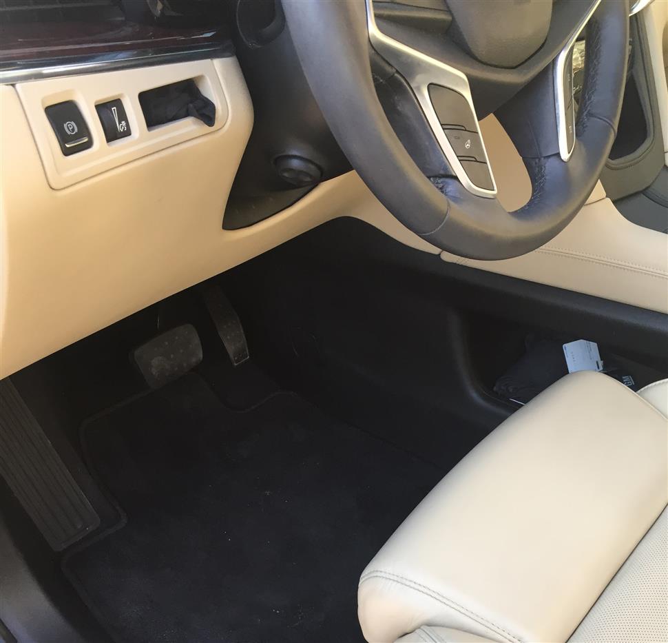 Cadillac XT5 lease takeover car Royal Oak  MI