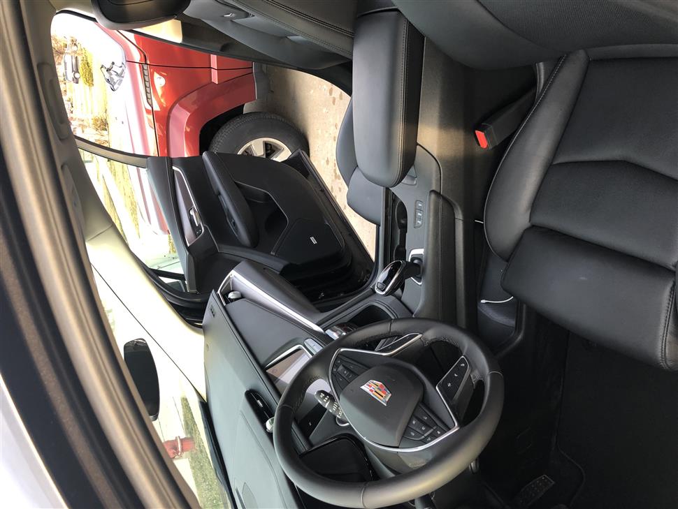 Cadillac XT5 car lease takeovers Fraser MI