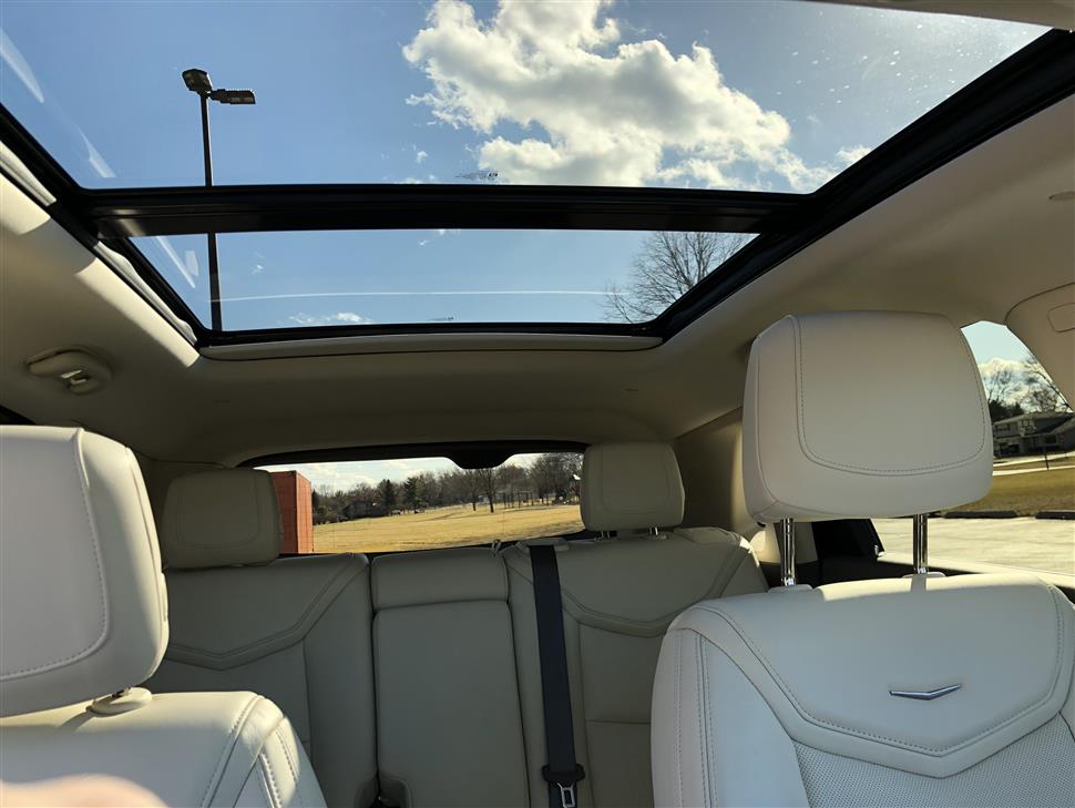 Cadillac XT5 car lease take over Prospect Heights IL