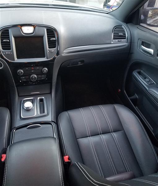 Chrysler Model 300 lease take over Clinton Twnshp MI