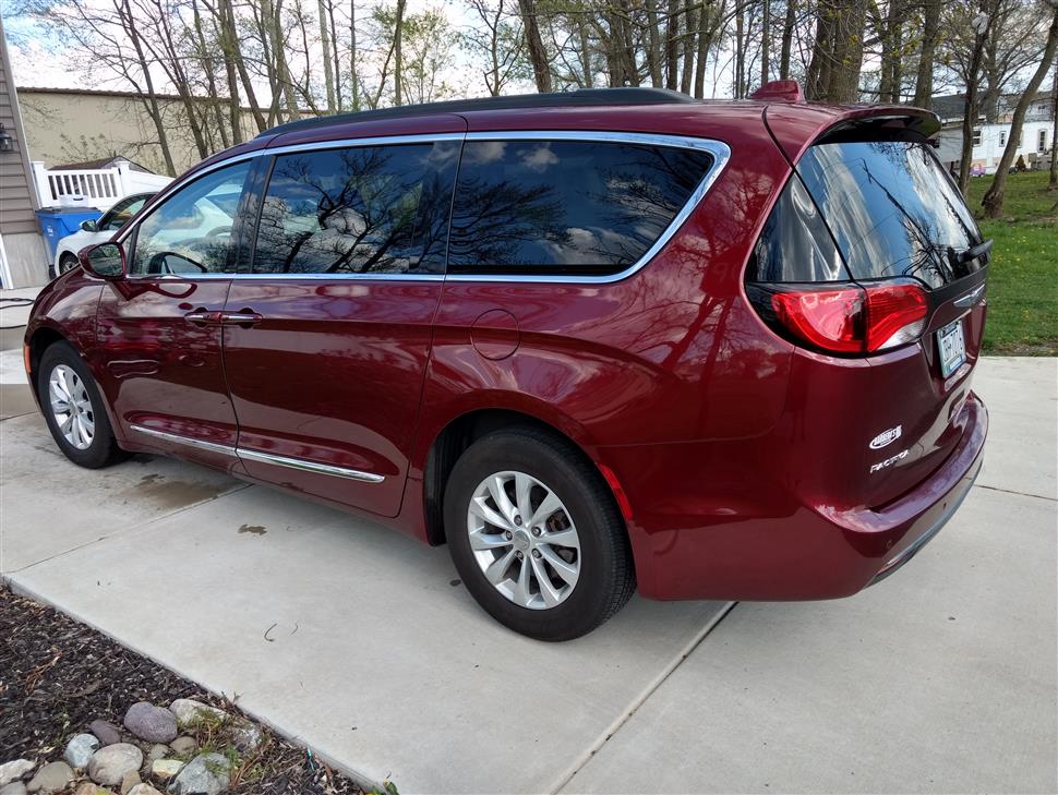 Chrysler Pacifica auto lease takeover Bensalem PA