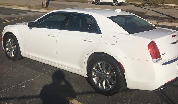 Chrysler Model 300 transfer car lease West Bloomfield MI