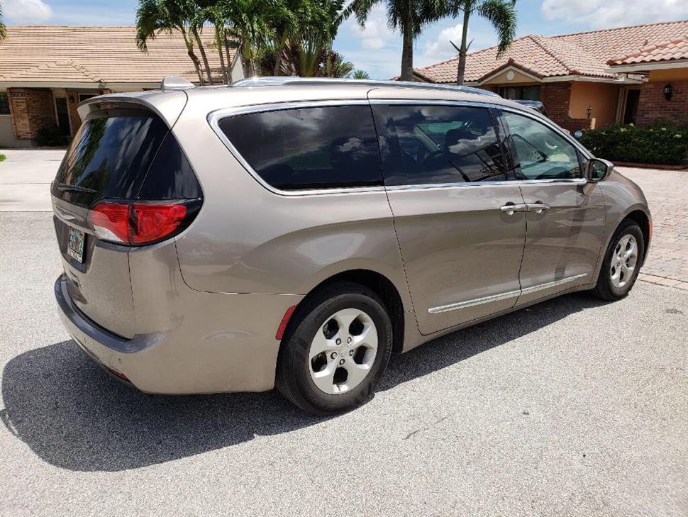 Chrysler Pacifica car swap lease Davie FL