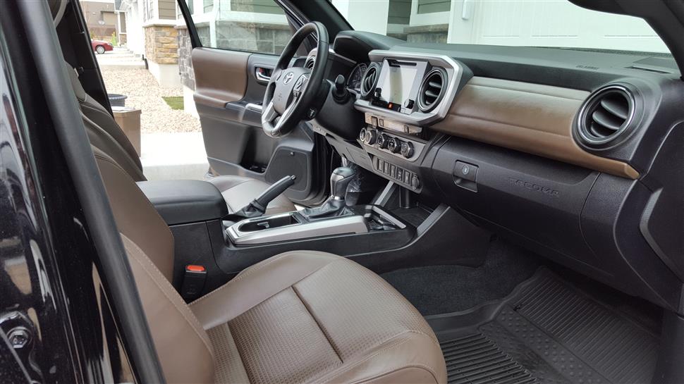 Toyota Tacoma auto lease take over Vista  CA