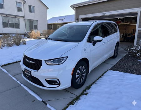 Chrysler Pacifica lease swap website Dacono CO