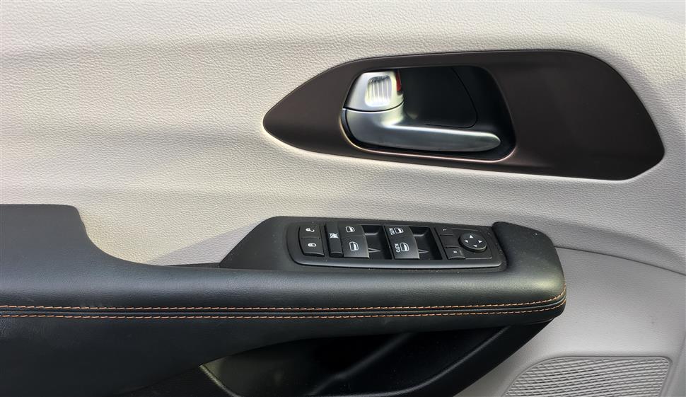 Chrysler Pacifica car lease takeover Butler PA