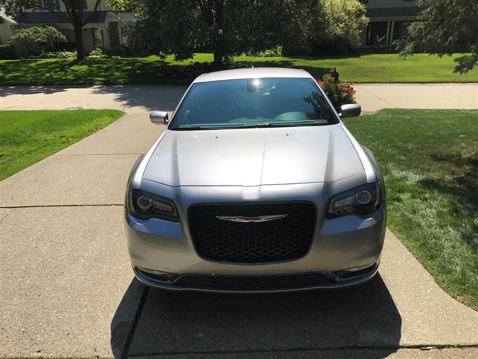 Chrysler Model 300 best lease swap company Rochester Hills MI