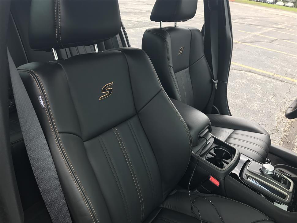 Chrysler Model 300 car lease transfers Bensenville IL