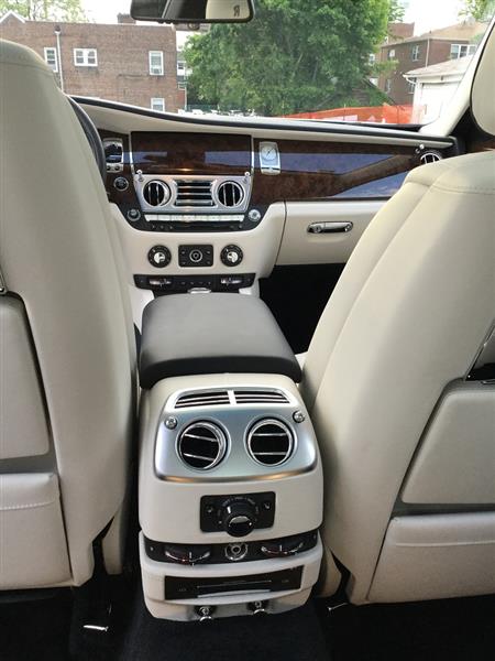 Rolls Royce Ghost swap a car lease Cliffside Park NJ