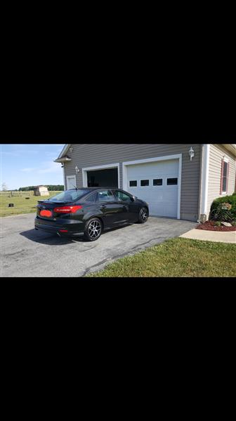 Ford FOCUS lease swap car Cygnet OH