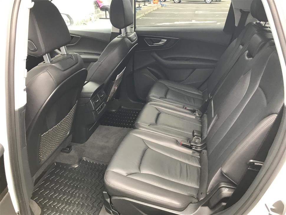Audi Q7 lease takeover Flushing NY