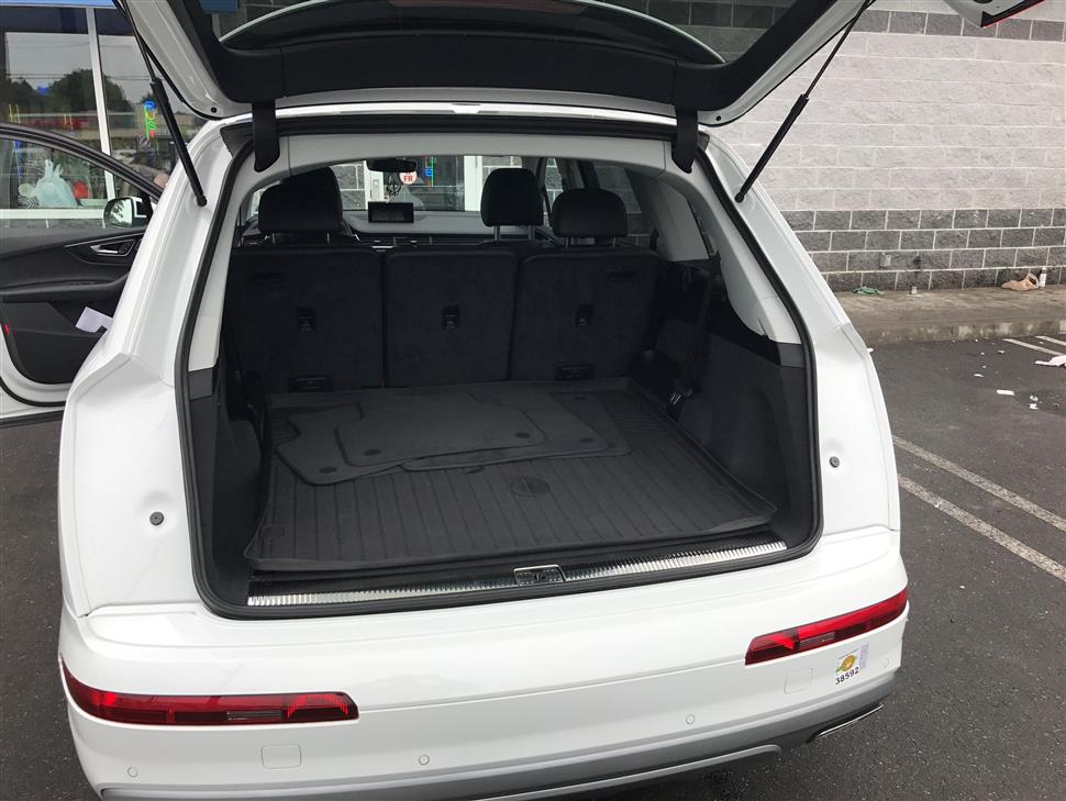 Audi Q7 lease takeover Flushing NY
