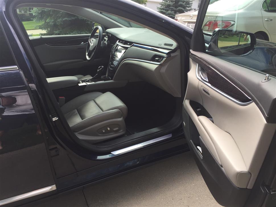 Cadillac XTS vehicle lease takeover Painesville OH