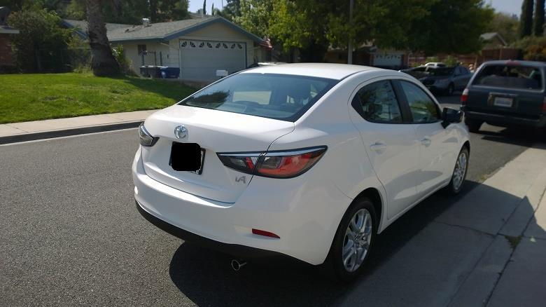 Toyota YARIS lease take over Los Angeles CA