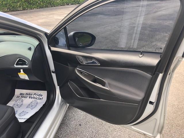 Chevrolet CRUZE auto lease swap Fort Lauderdale FL