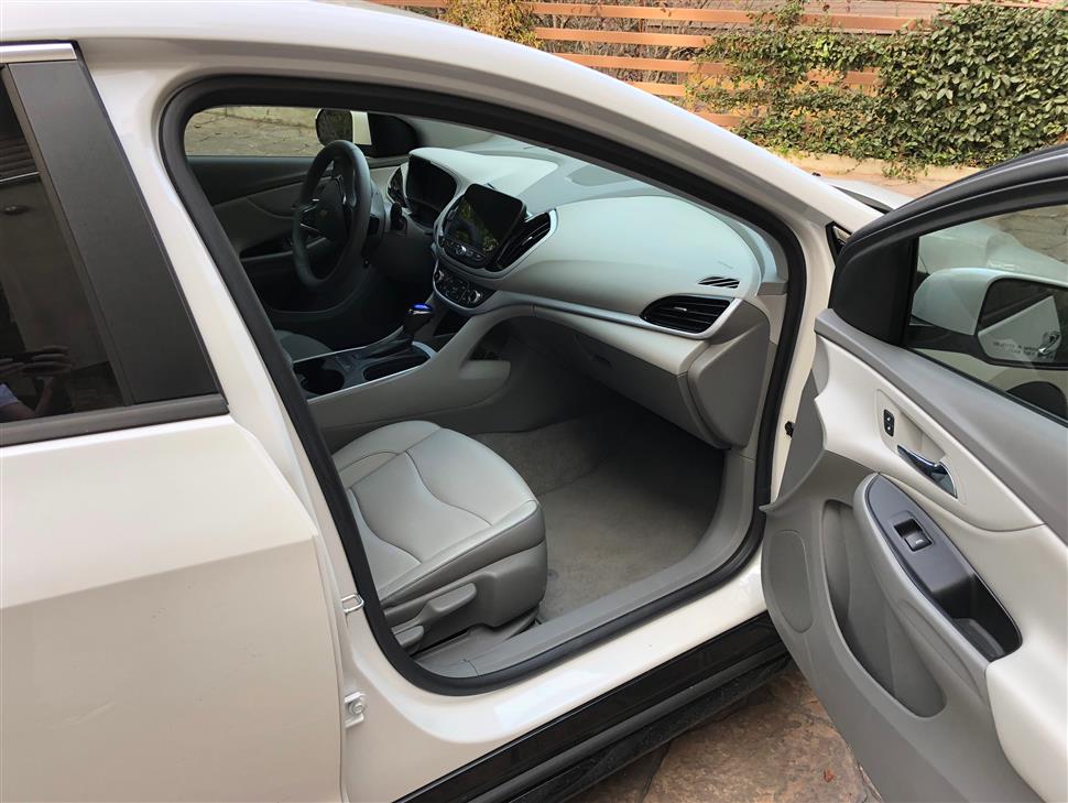 Chevrolet VOLT lease takeover Los Angeles CA